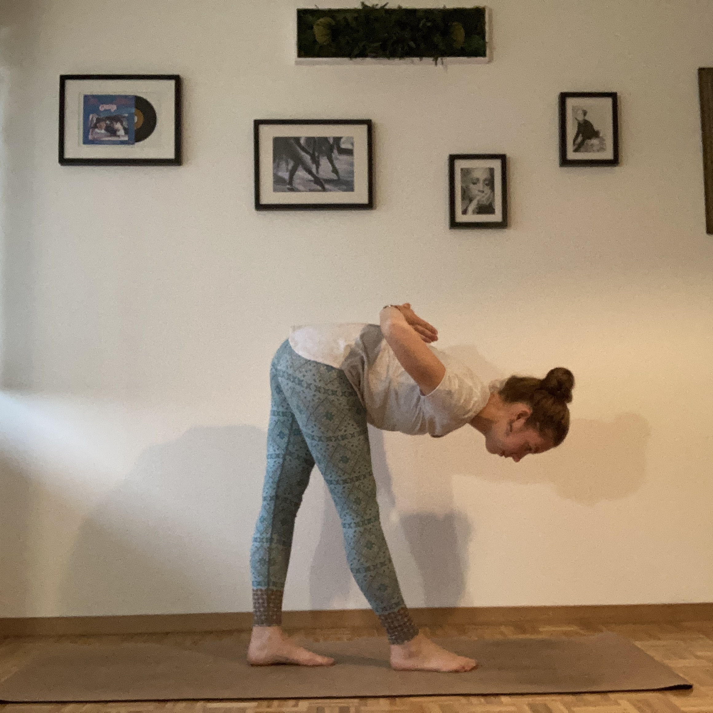 Parsvottanasana